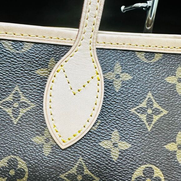 Brand New Louis Vuitton Neverfull GM Beige Interior - Picture 2 of 16